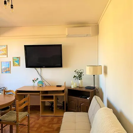 A Erbalunga Face A La Apartment *